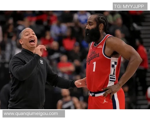 快船遭遇六连败危机面对状态火热的掘金队挑战在即 快船遭遇六连败危机面对状态火热的掘金队挑战在即