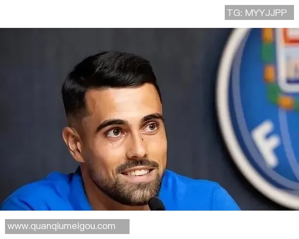 皇马正式宣布亚历克斯莱恩加盟球队引发球迷热议